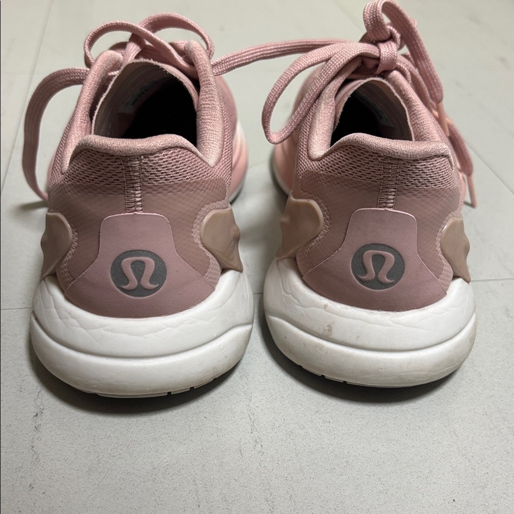 Lululemon Athletica Blissfeel 2 Running Shoe Mink Berry Size 8.5 - Picture 6 of 16